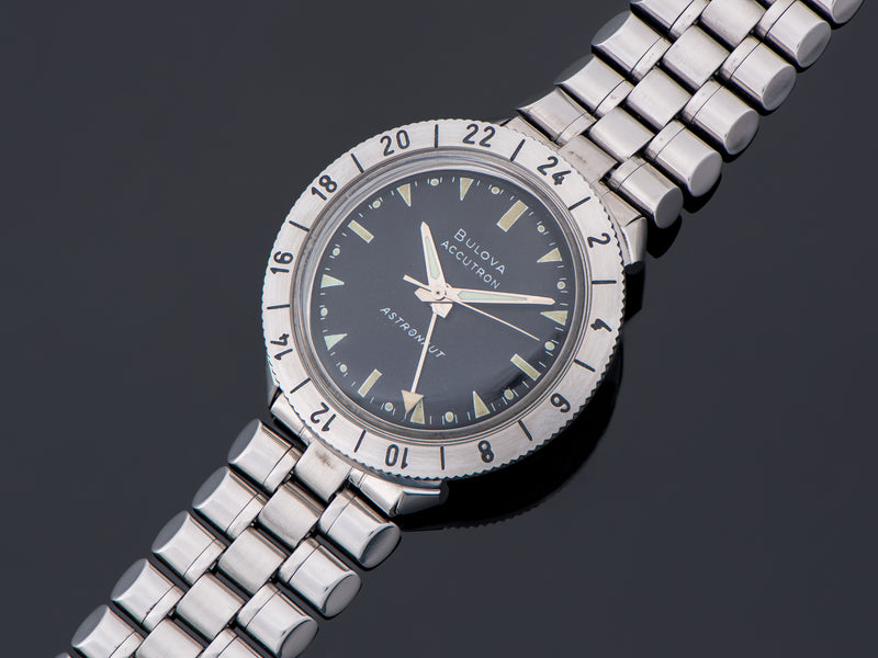 Bulova Accutron Astronaut Watch Original Black Dial Stainless Steel and Bullet Bracelet
