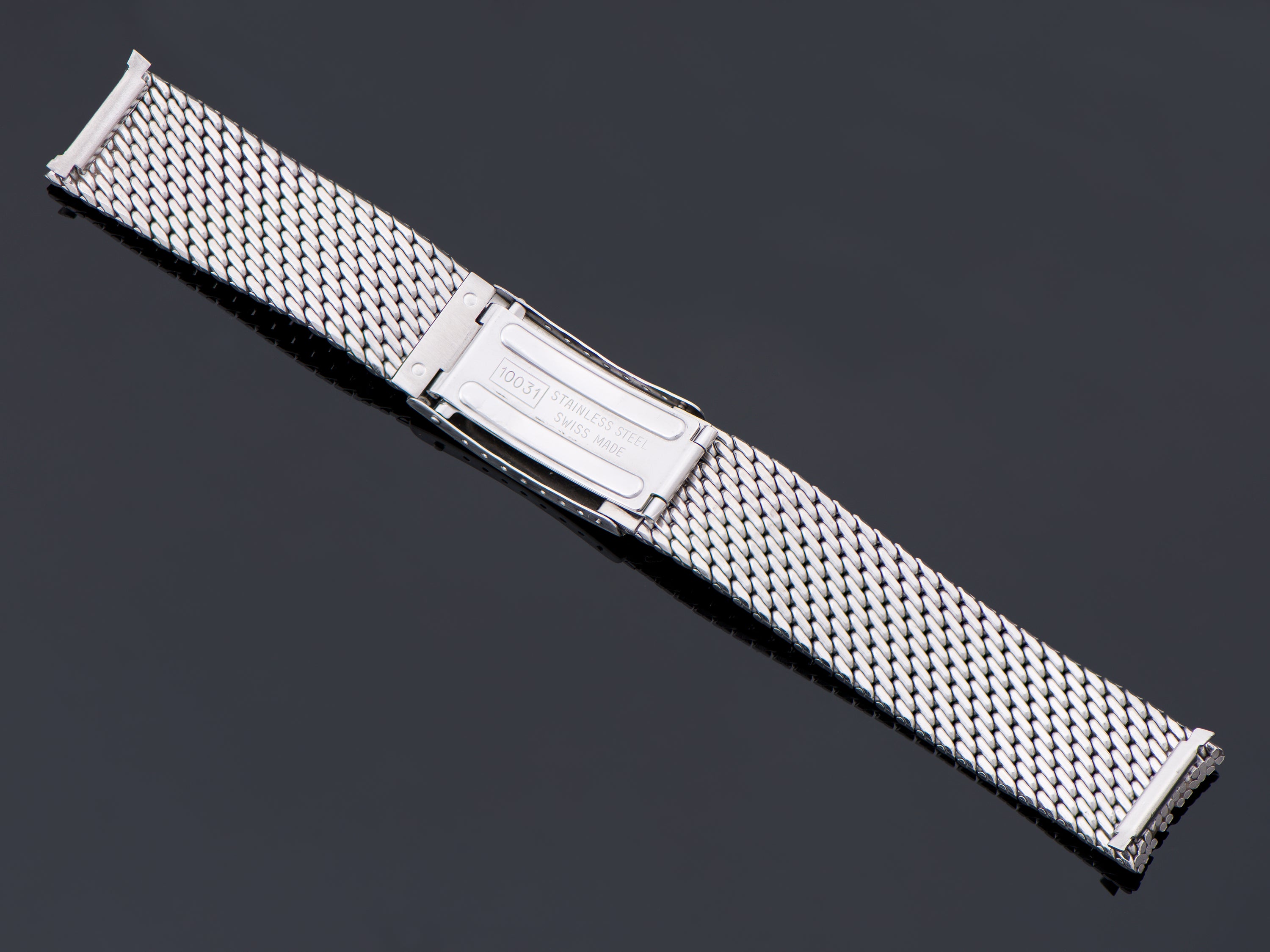 Bulova Accutron シルバー メッシュバンド Bulova Accutron Steel Mesh Watch Bracelet | Unwind In Time