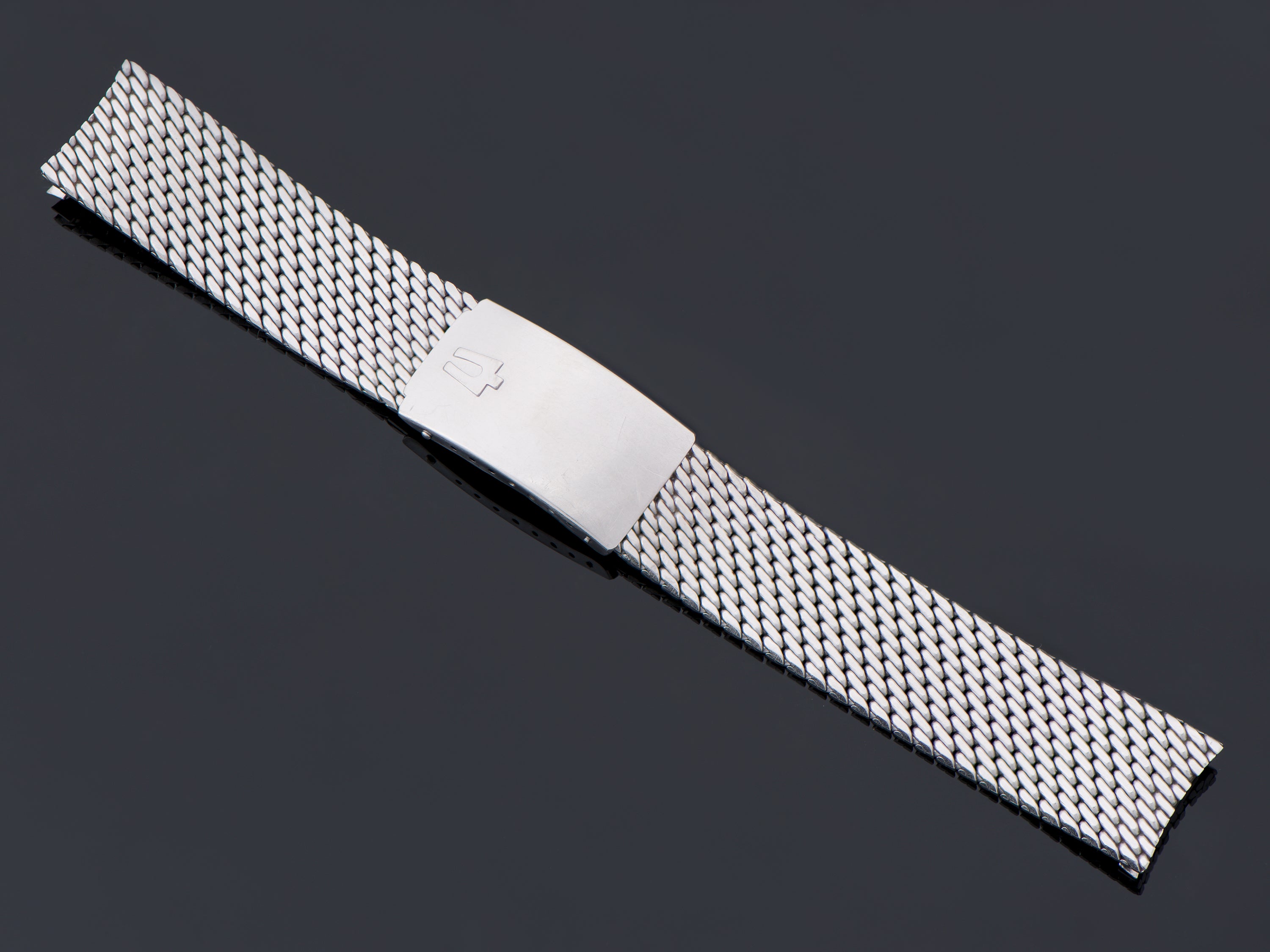 Bulova Accutron シルバー メッシュバンド Bulova Accutron Steel Mesh Watch Bracelet | Unwind In Time