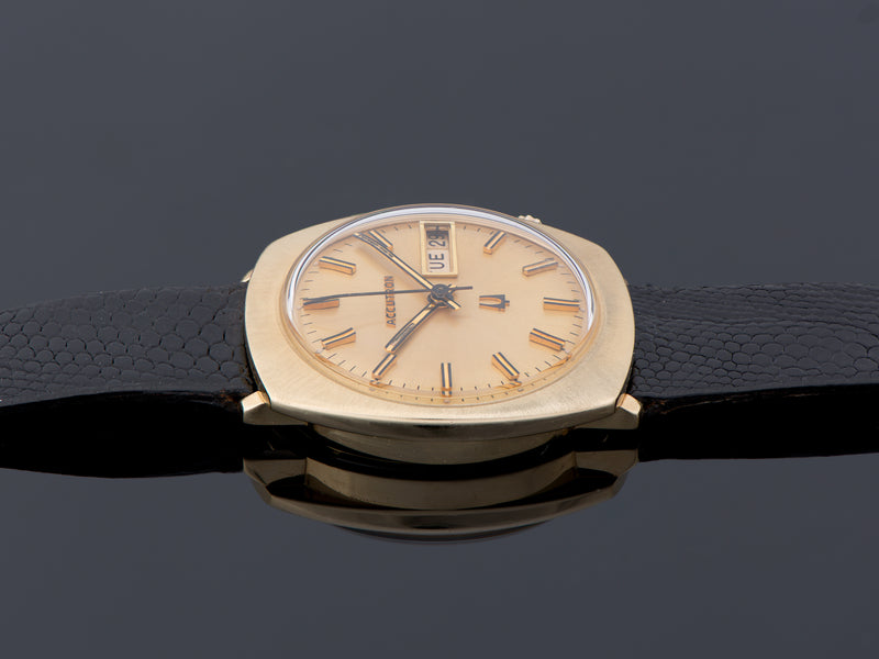 Bulova accutron deals quartz