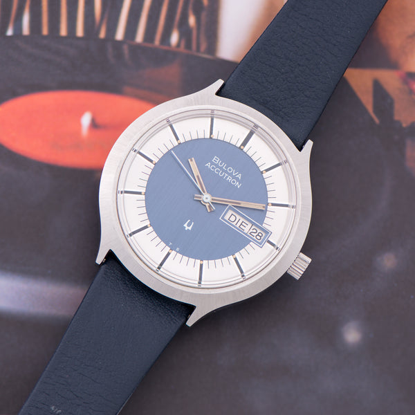 Bulova Accutron 2182G Watch Mint & Strap