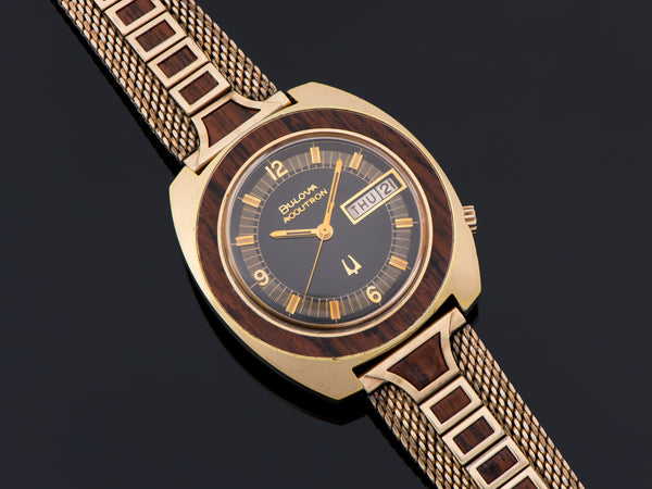 Bulova Accutron Woody 2182 Watch With Original Bracelet