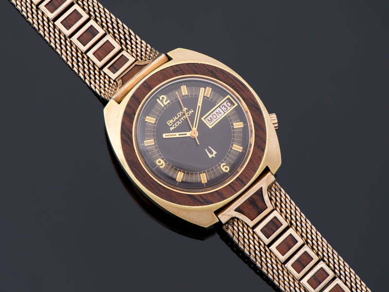 Bulova Accutron Woody 2182 Watch With Original Bracelet