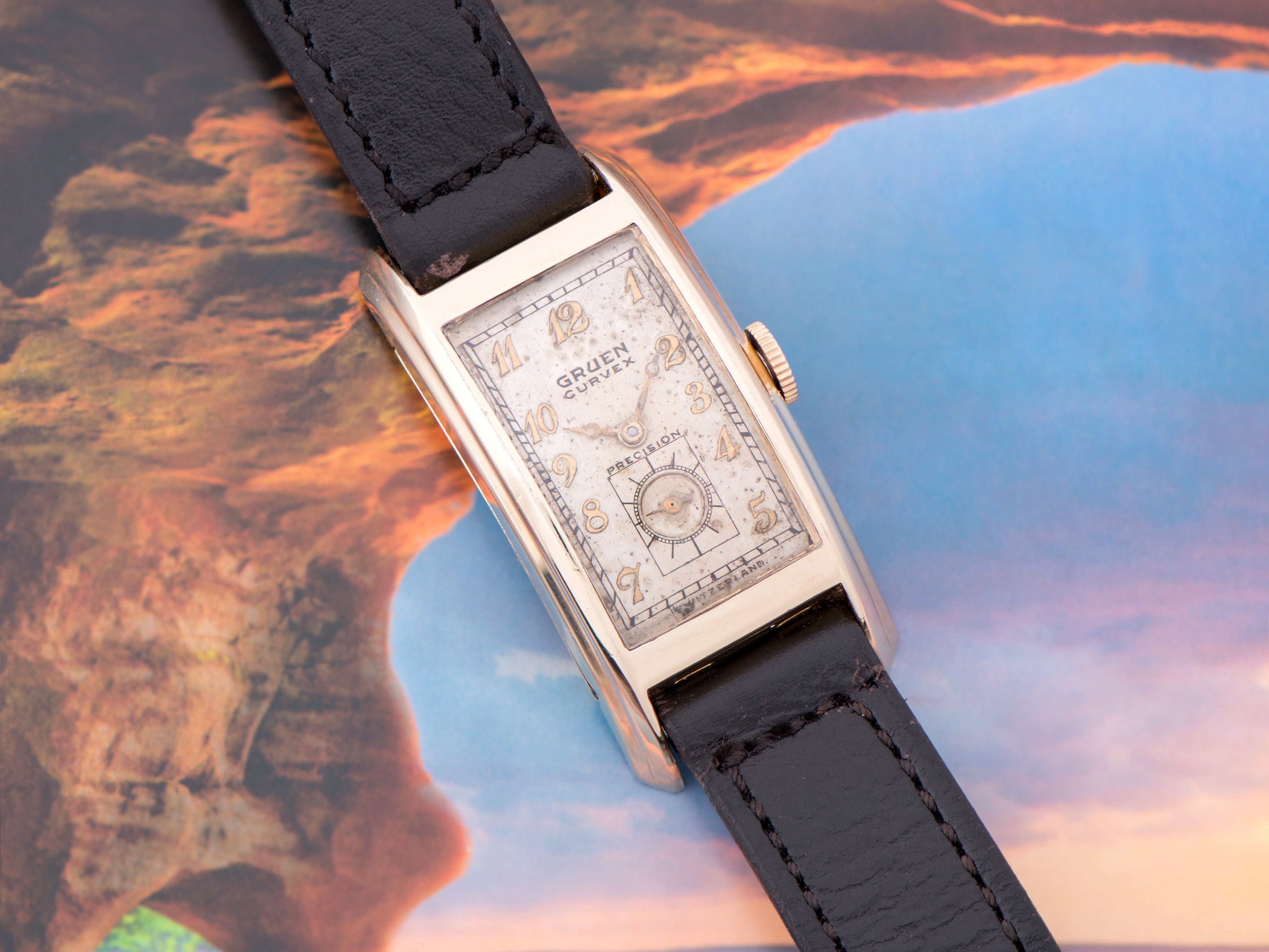 ルーク Gruen Curvex Duke 42mm Watch