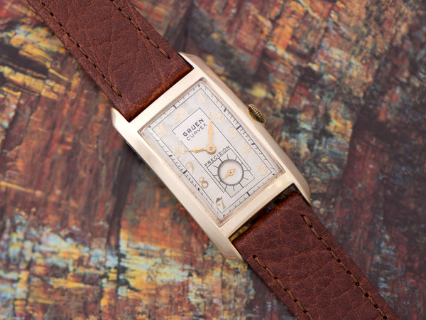 Gruen Curvex Sentry 14K Gold Watch
