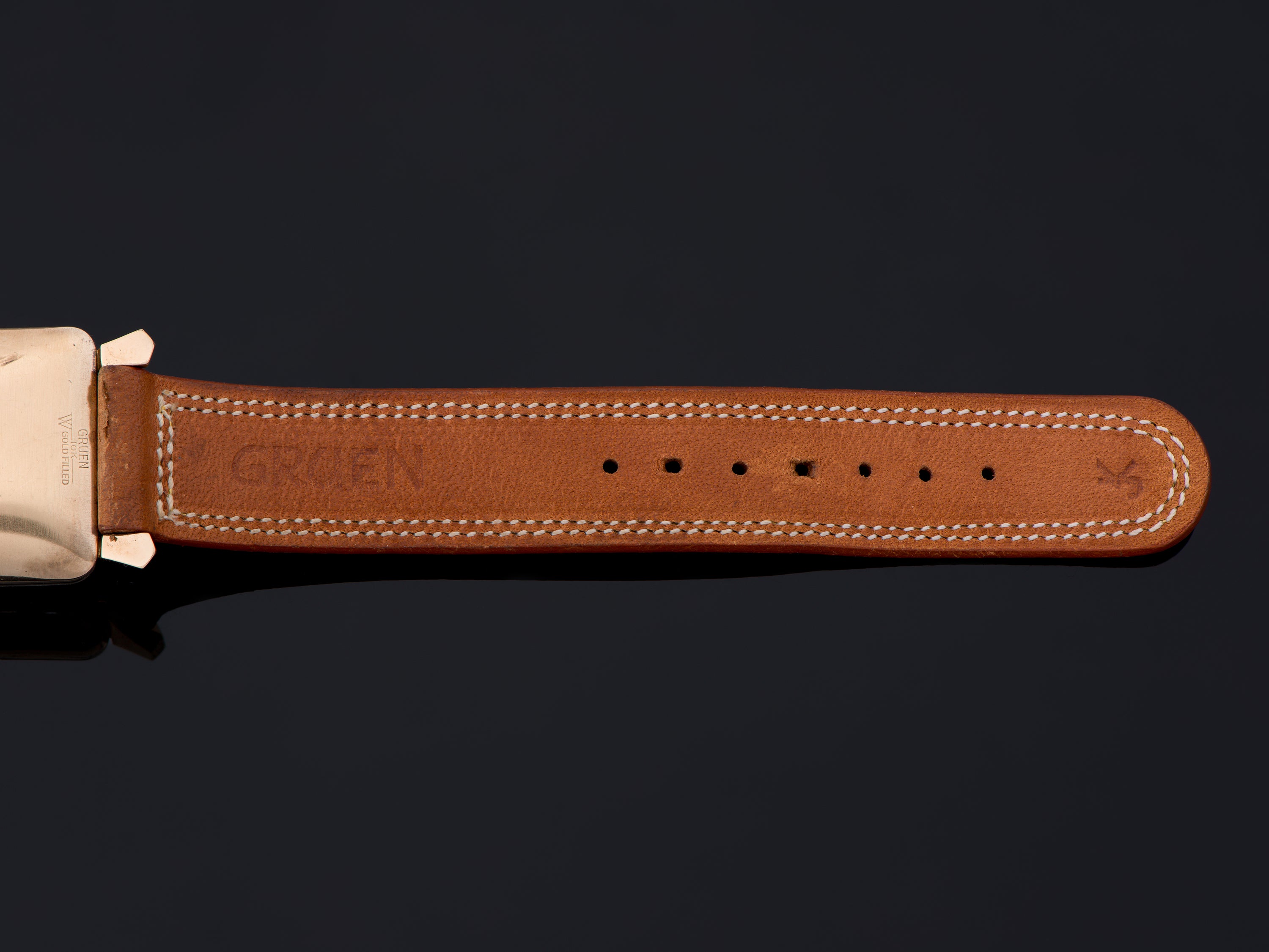 ググググ Gruen Precision Automatic Tank Four Quadrant Dial Original Strap Watch