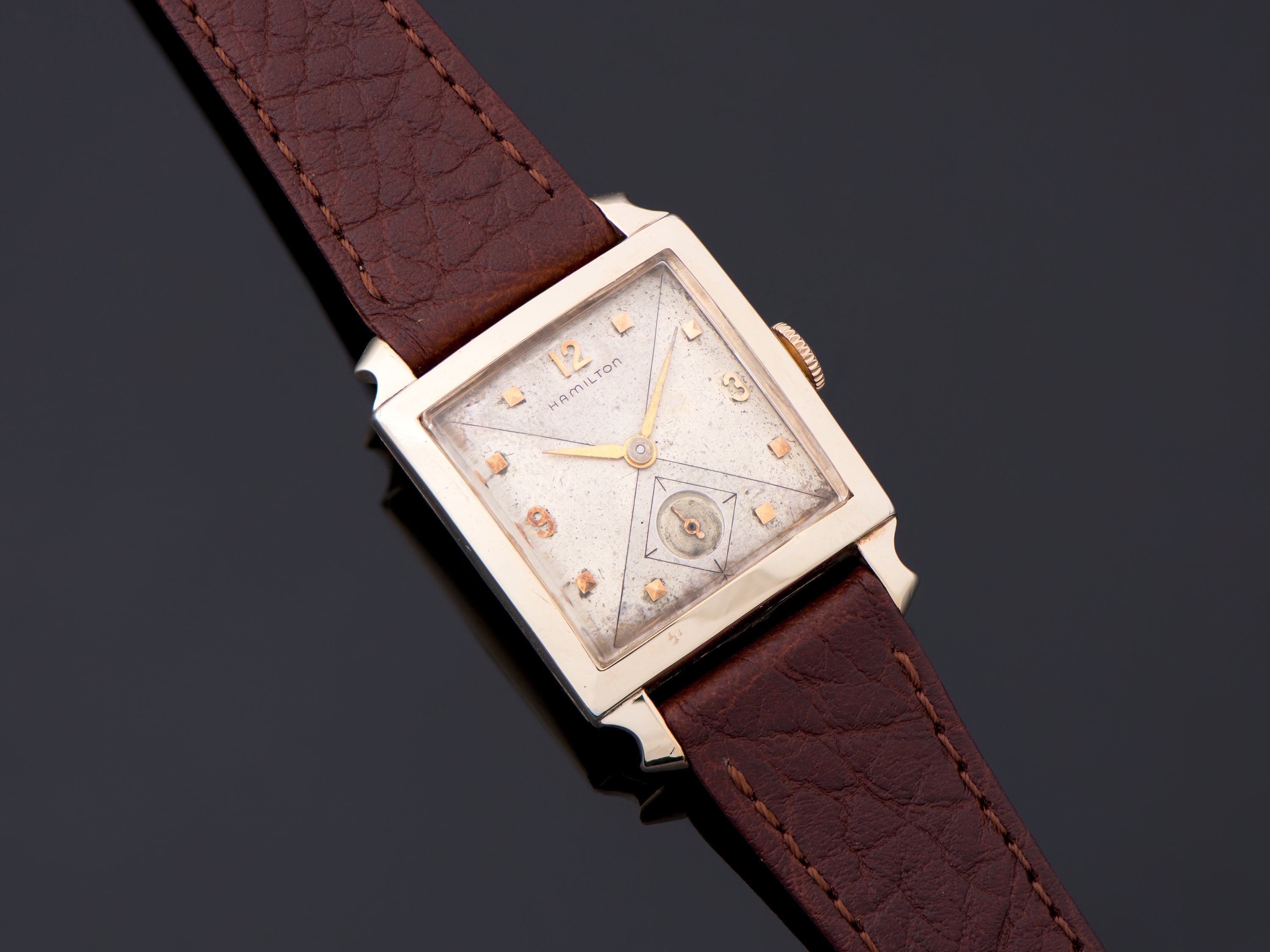 Hamilton Blair Gold Filled Watch Circa 1954 Blair Men\'s Gold and Blue Watch display picture 1