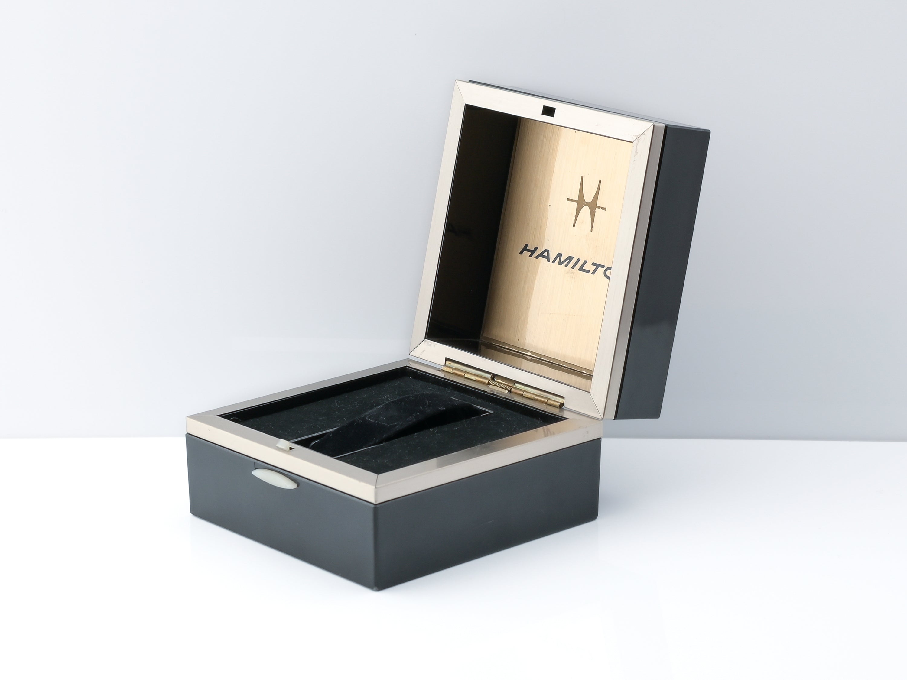Hamilton Clamshell Watch Box for Medallion 22 Jewel Watch