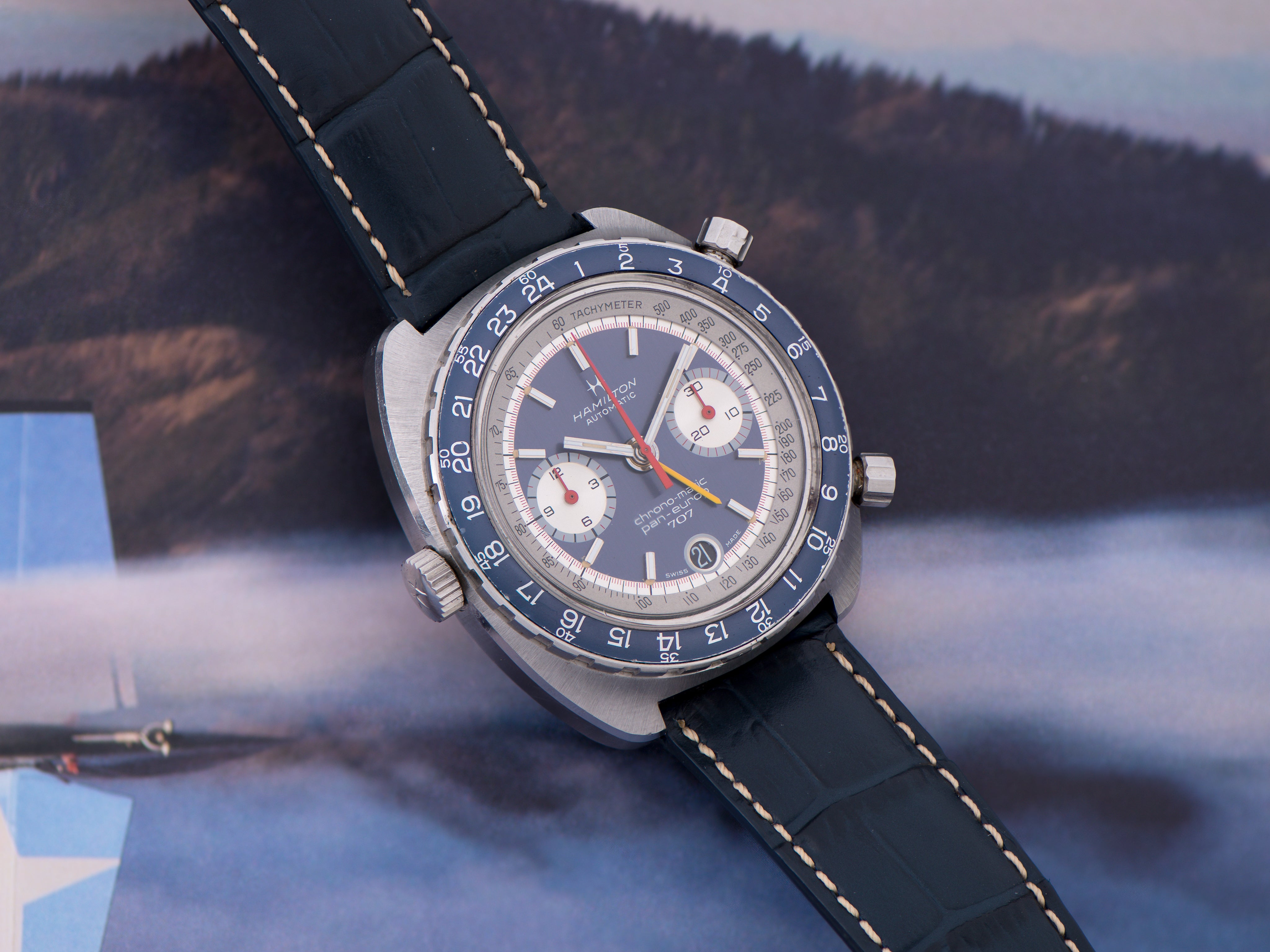 Pan europ watch store