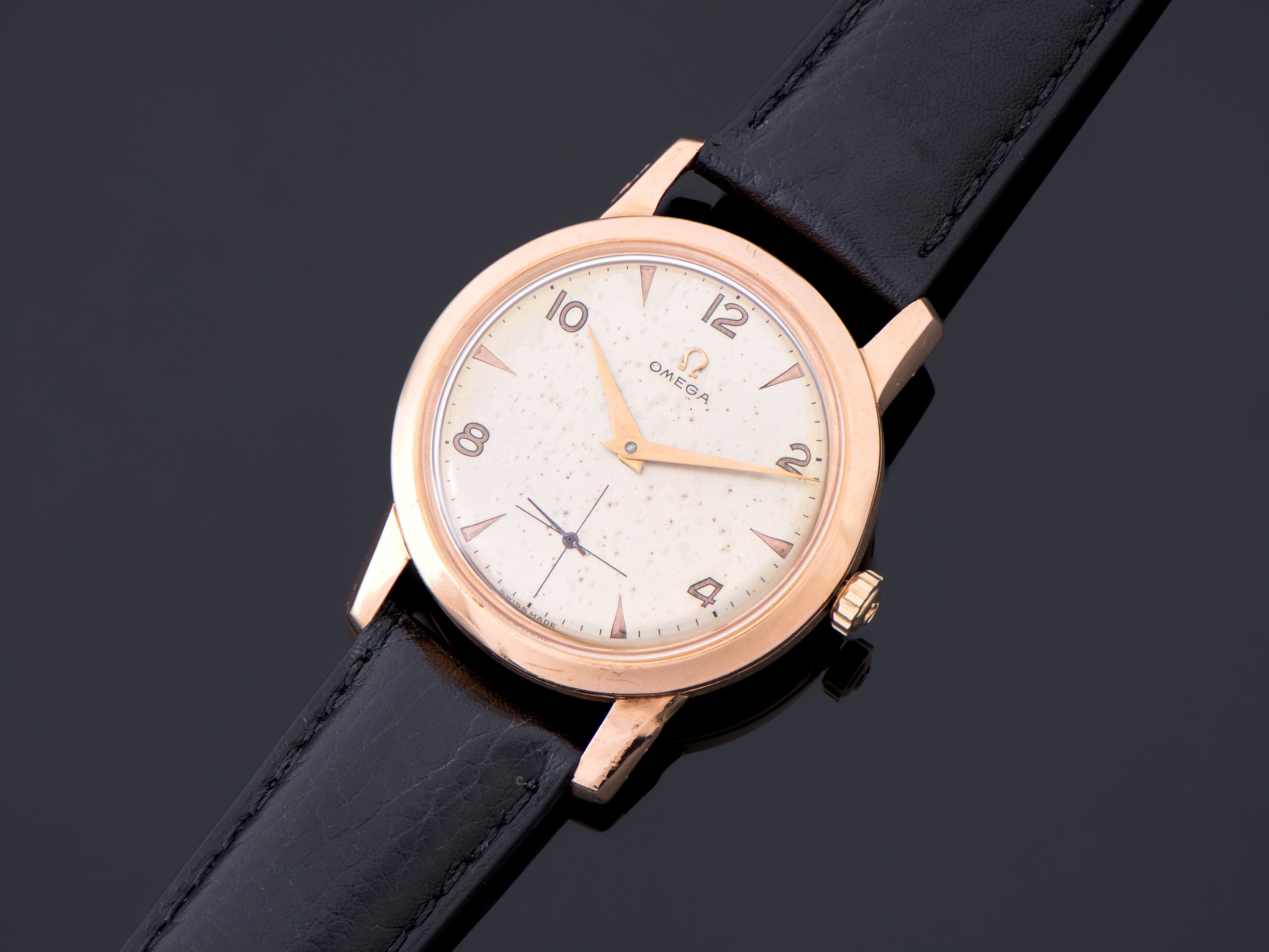 Omega Classic 18K Rose Gold Dress Watch Omega Classic 18K Rose Gold Dress Watch