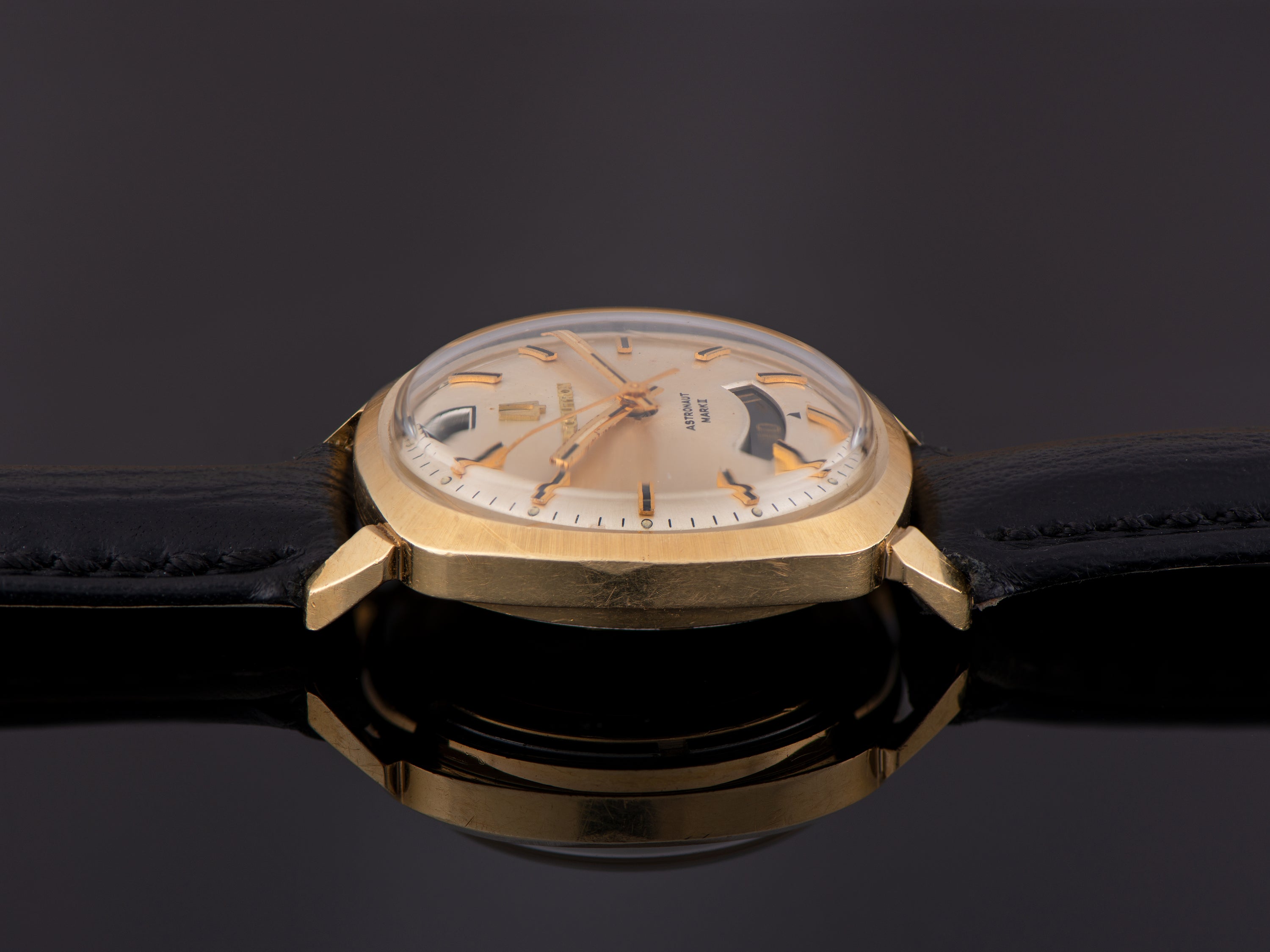 Bulova-Accutron-Astronaut-Mark