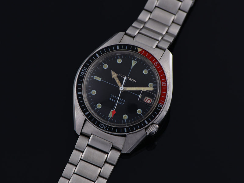 Bulova Accutron Deep Sea 666 Feet Watch Red/Black Bezel & Original Bracelet