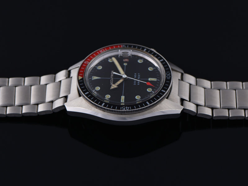Bulova Accutron Deep Sea 666 Feet Watch Red/Black Bezel & Original Bracelet