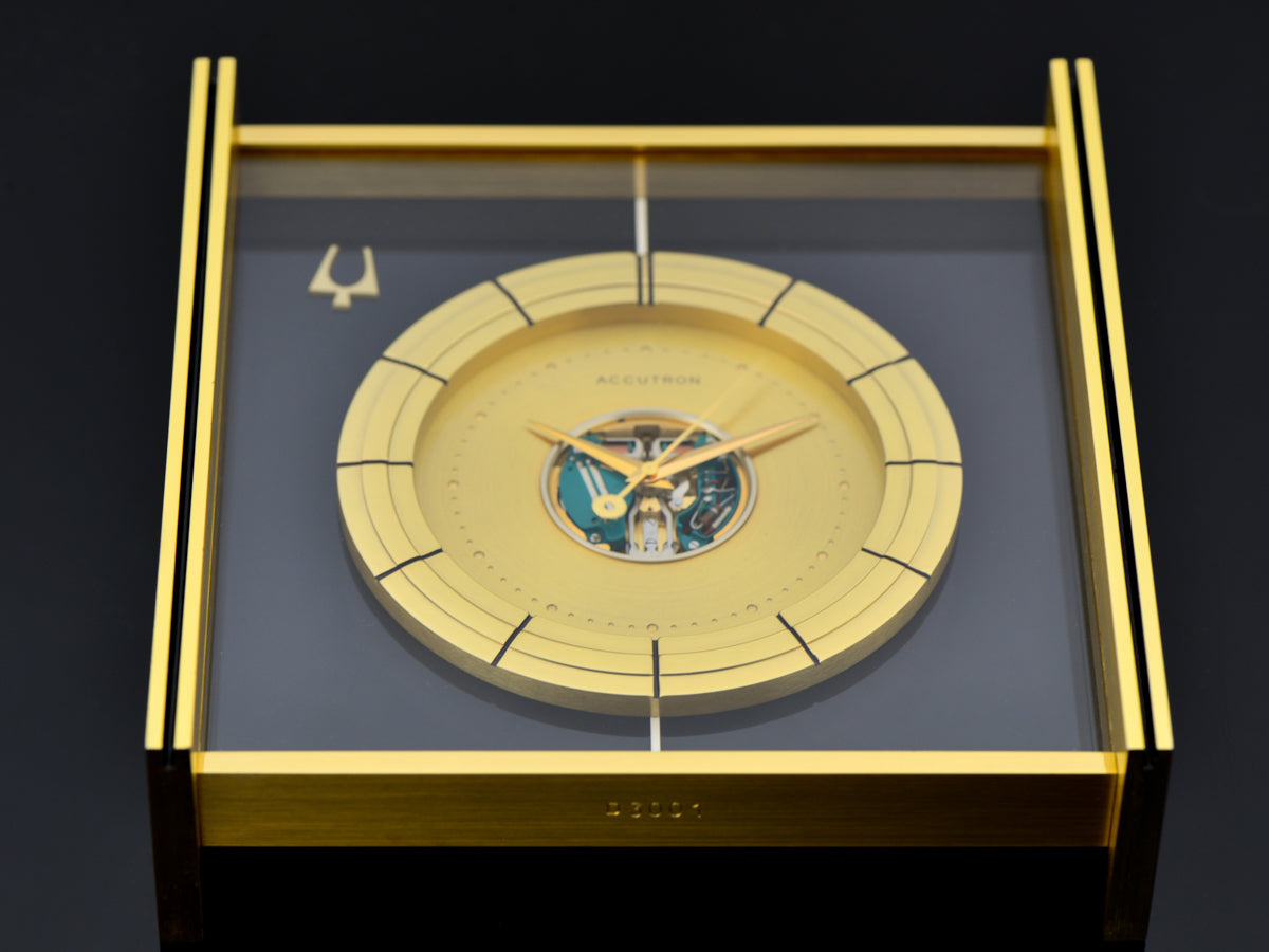 Bulova Accutron Desk Clock RCA Mesa Club Award 1969