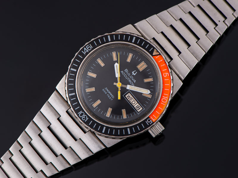 Bulova Accutron Snorkel 666 Diver Watch Original Bracelet