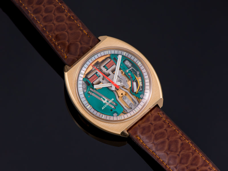 Bulova Accutron Spaceview Yellow Gold Electroplate Watch With Signed Strap & Buckle