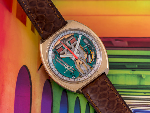 Bulova Accutron Spaceview Yellow Gold Electroplate Watch With Signed Strap & Buckle