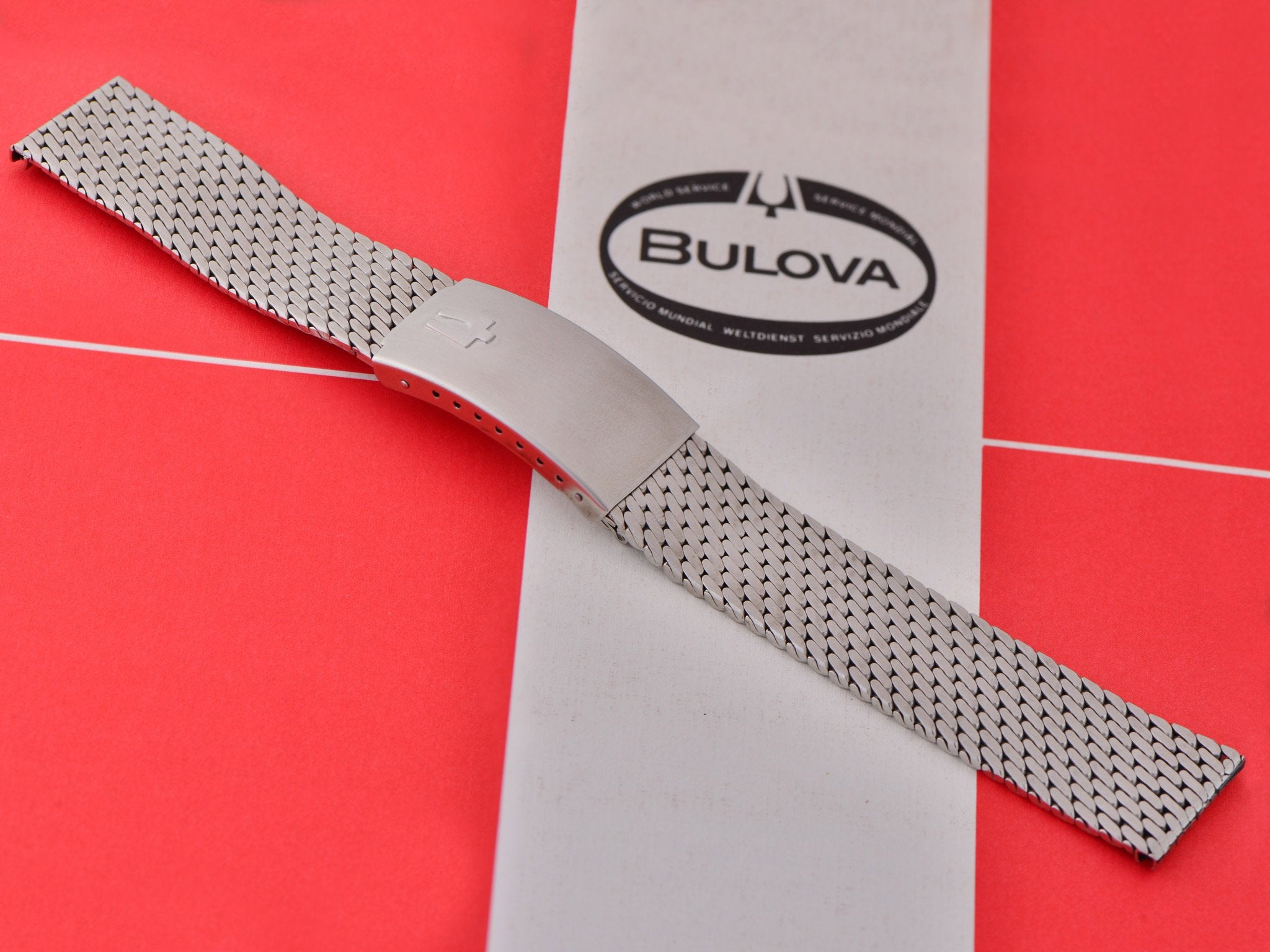 Bulova Accutron シルバー メッシュバンド Bulova-Accutron-Steel-Mesh-