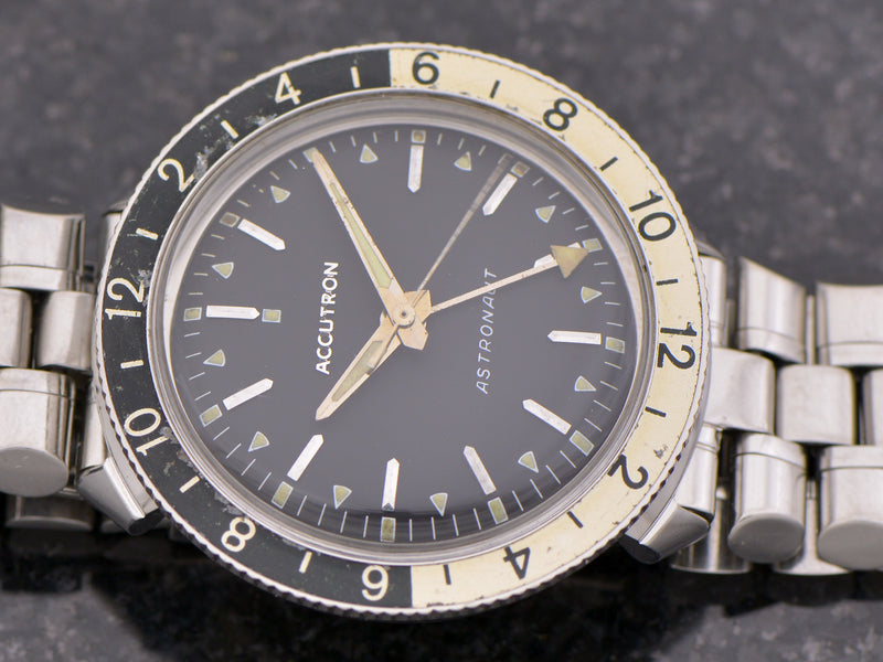 Bulova Accutron Astronaut Night/Day Bezel vintage watch