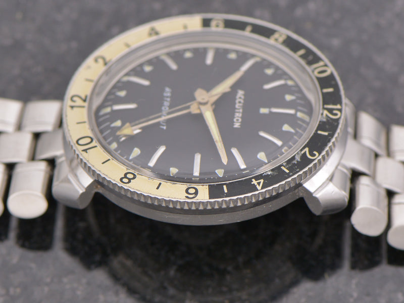 Bulova Accutron Astronaut Night/Day Bezel vintage watch