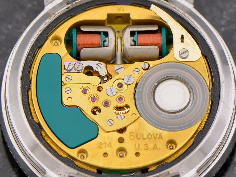 Bulova Accutron Astronaut Night/Day Bezel vintage watch movement