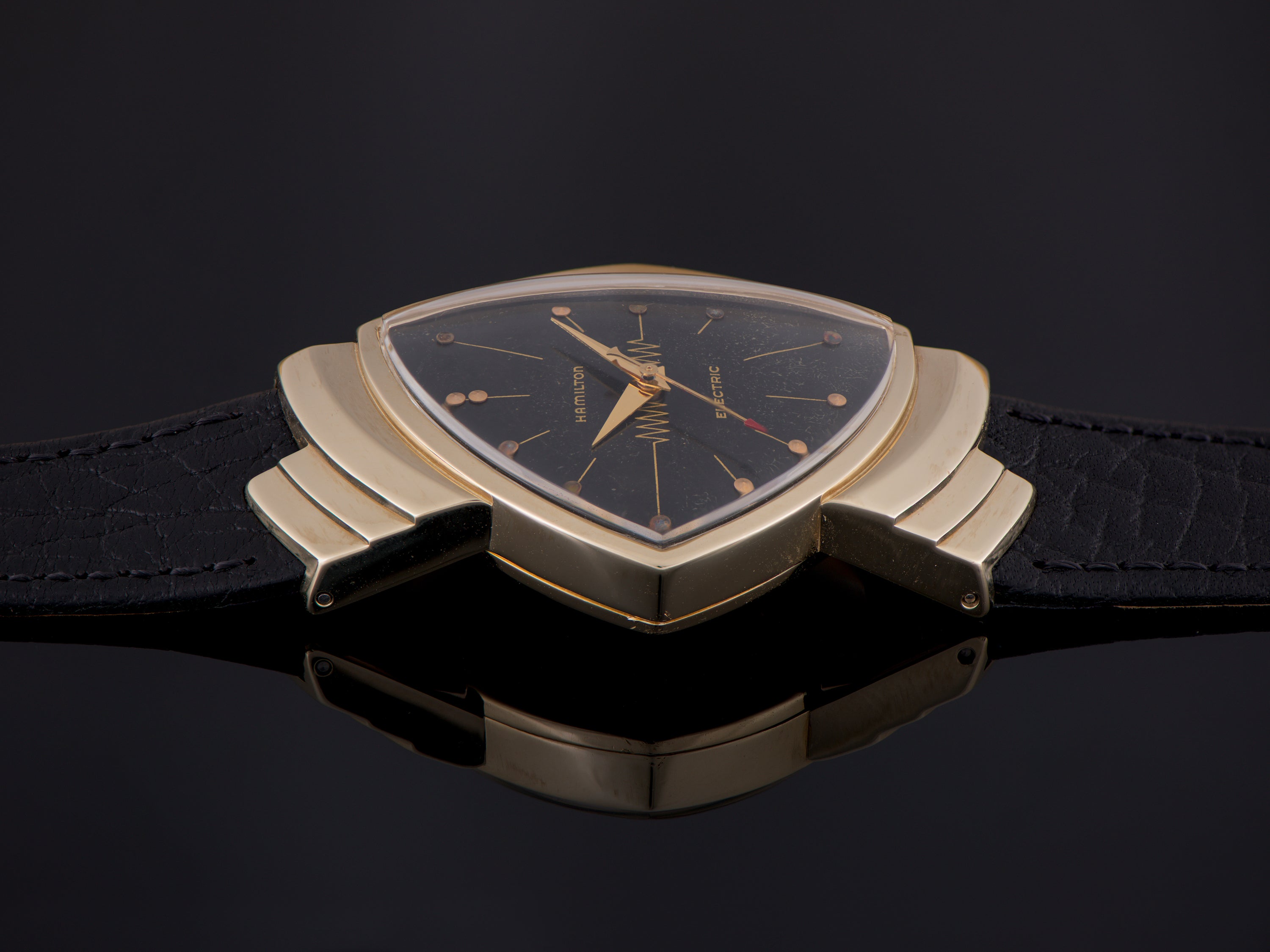 Hamilton Ventura Watch Collection | King Jewelers