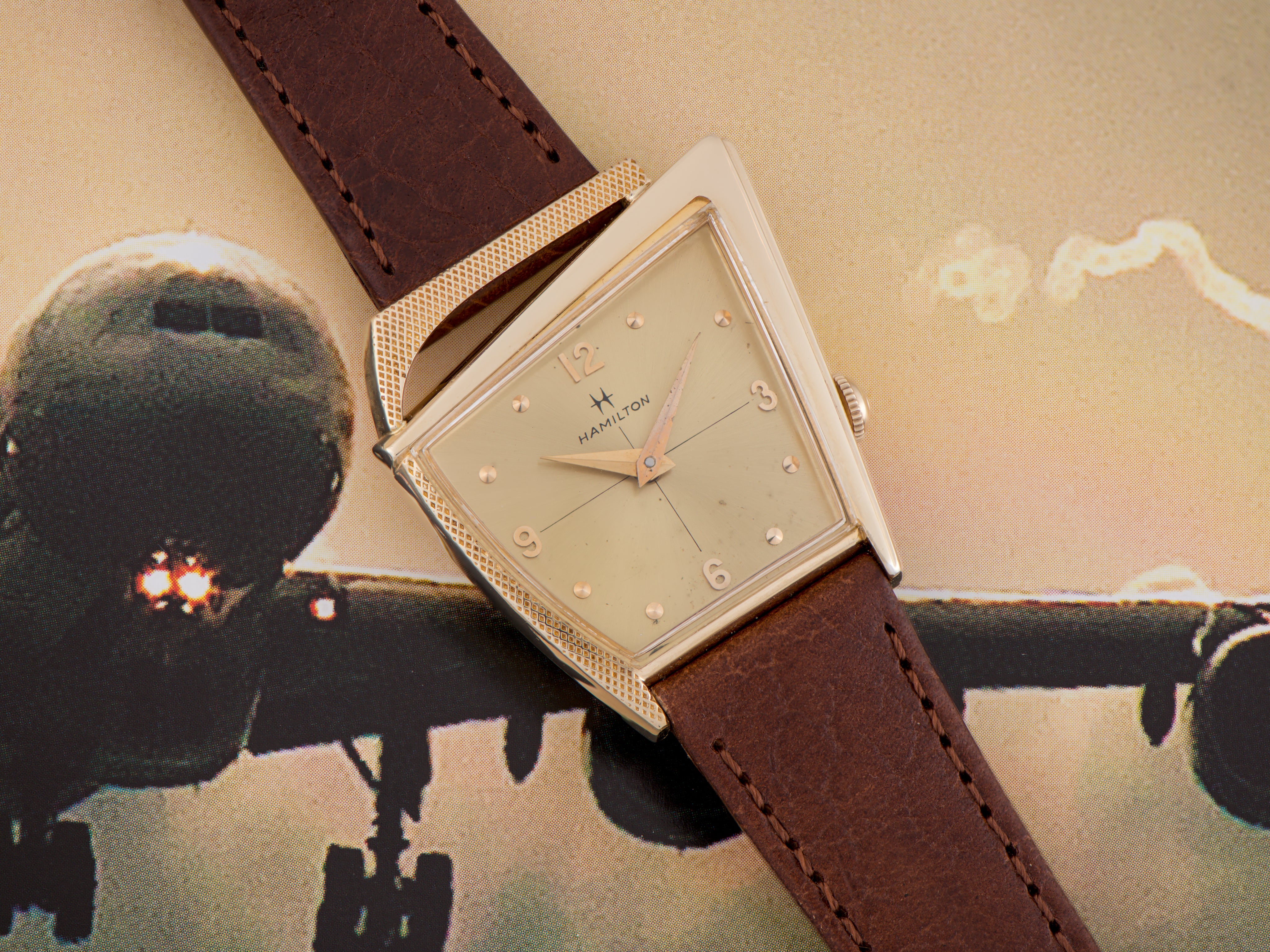 Hamilton-Flight-II-Asymmetric-