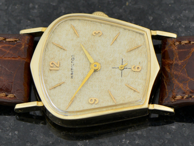 Hamilton Valiant With PROTOTYPE NAUGAHYDE DIAL