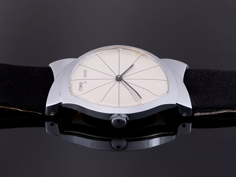 Louvic Asymmetric Flying Wing Watch