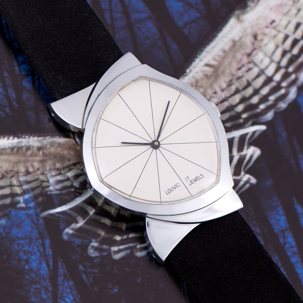 Louvic shop watch company