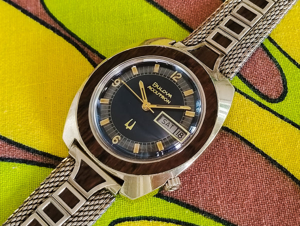 Bulova Accutron Woody 2182 Vintage Watch