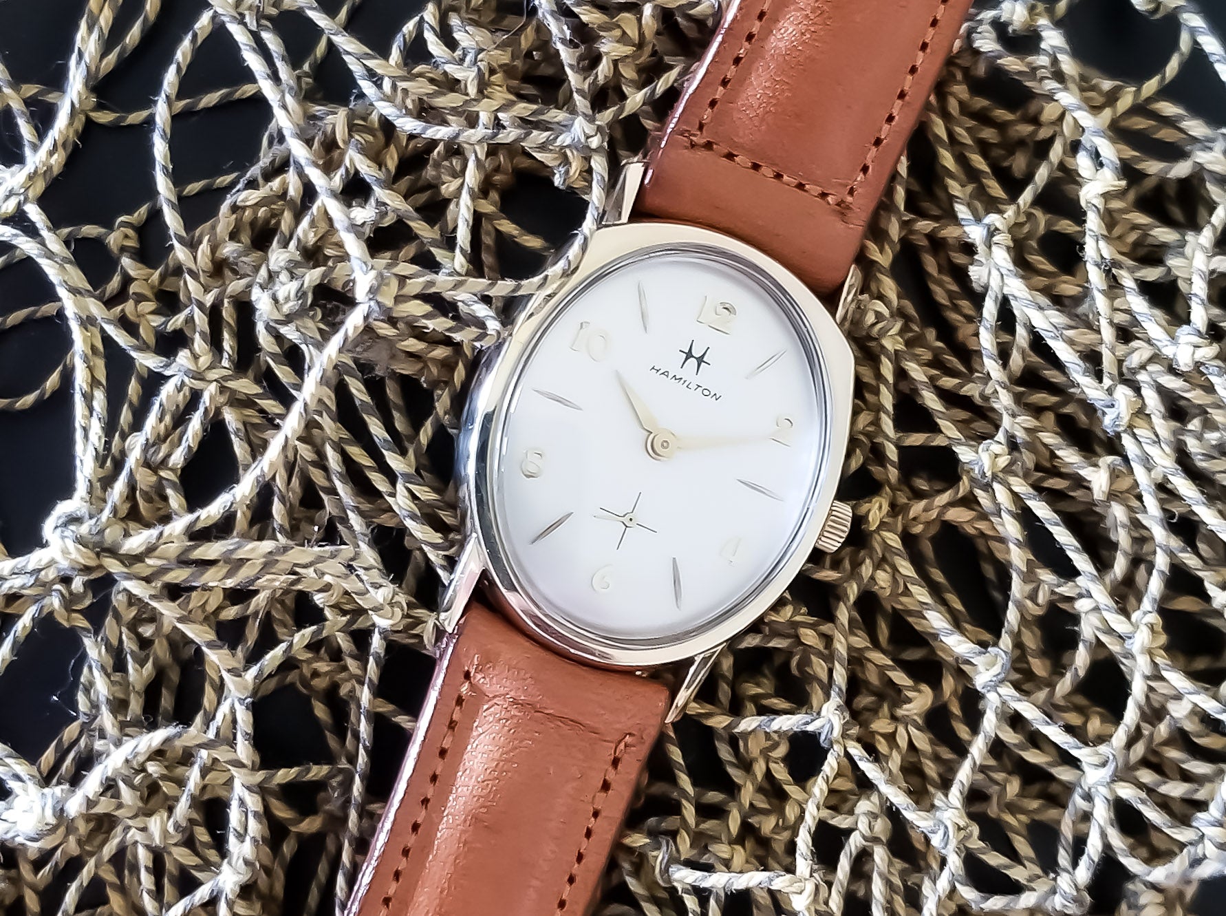 Hamilton Asymmetric Sea-Ranger | Unwind In Time