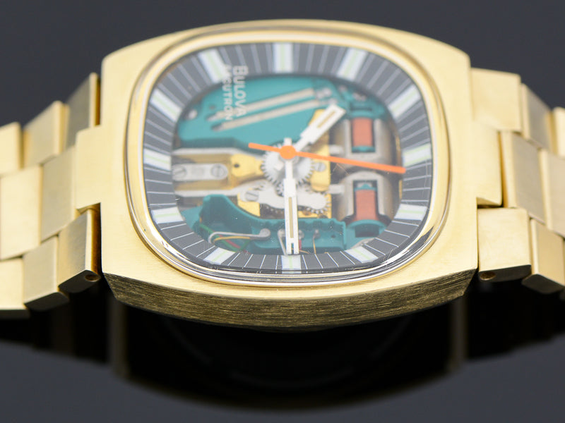 Bulova Accutron Spaceview Gold Tone Double Cushion "T" Vintage Watch With Original Bracelet