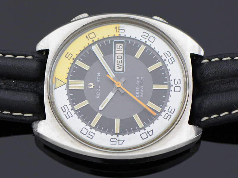 Bulova Accutron Deep Sea 666 Diver Yellow/White Bezel Ring Vintage Watch