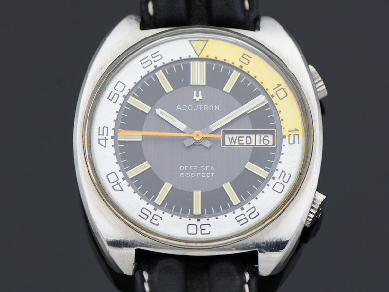 Bulova Accutron Deep Sea 666 Diver Yellow/White Bezel Ring Vintage Watch