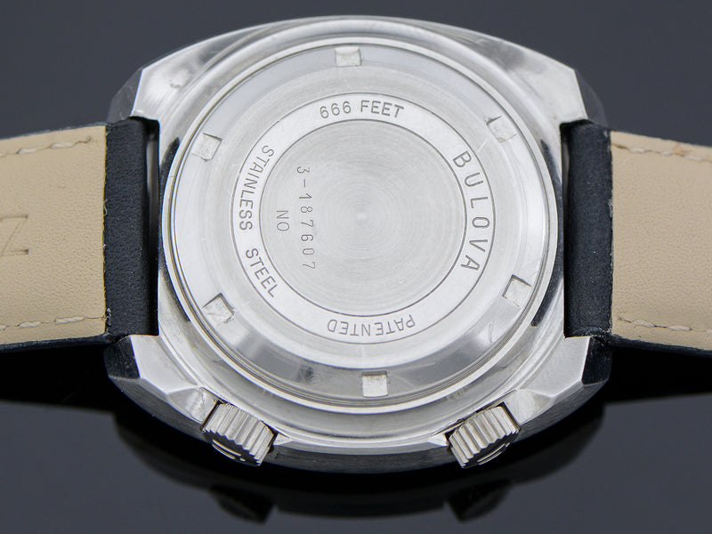 Bulova Accutron Deep Sea 666 Diver Watch Orange/White Bezel Ring