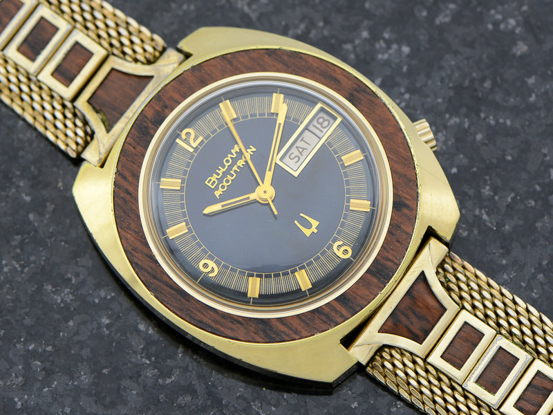 Bulova Accutron Woody 2182 Vintage Watch