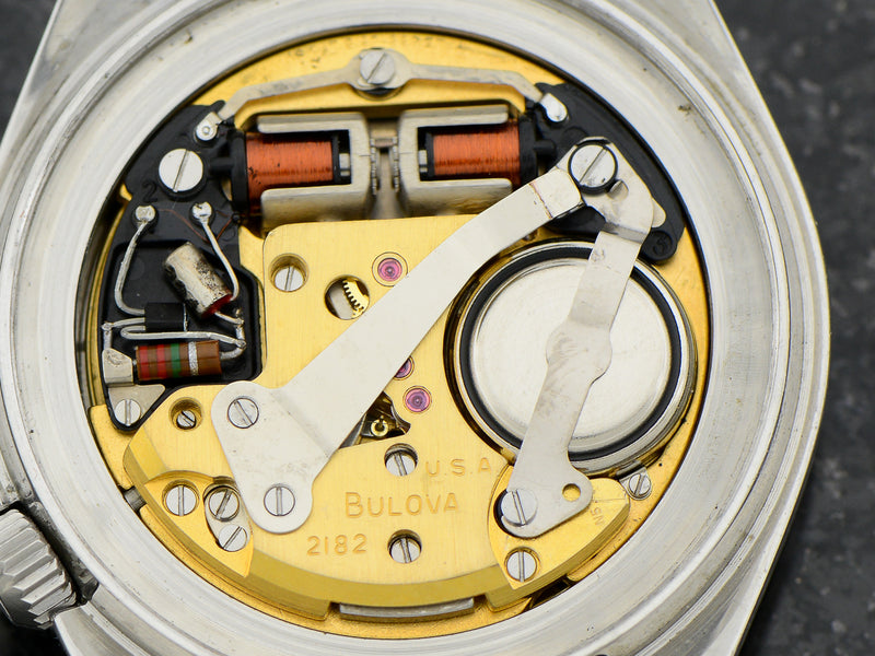 Bulova Accutron Deep Sea 666 Feet Two Tone Dial Vintage Watch Movement