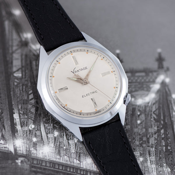 Vantage 17 store jewels watch