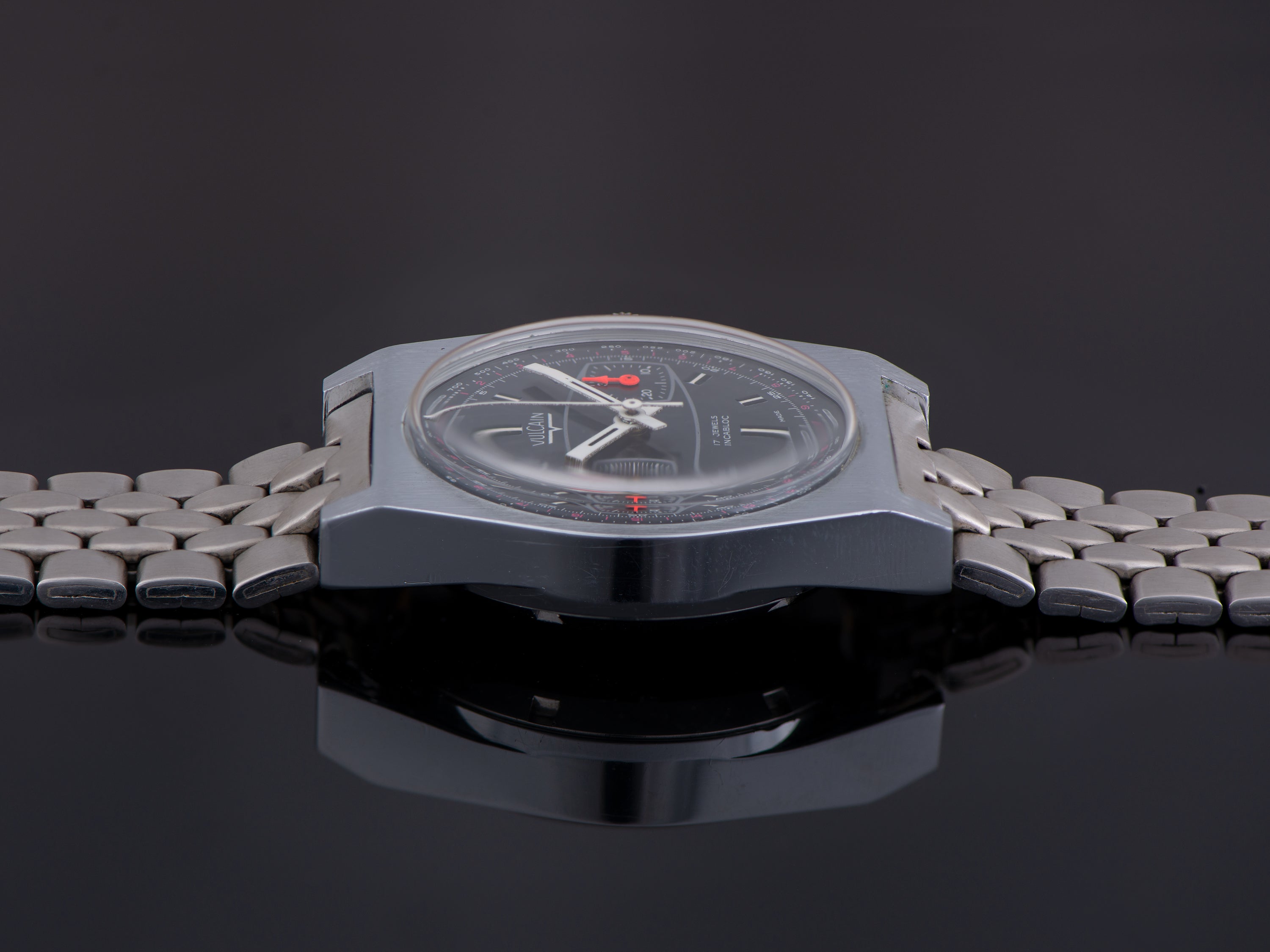 Vulcain Surfboard Chronograph Watch Valjoux 7730 | Unwind In Time