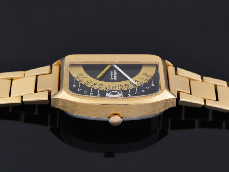 Wittnauer Futurama Black Dial & Original Bracelet Watch