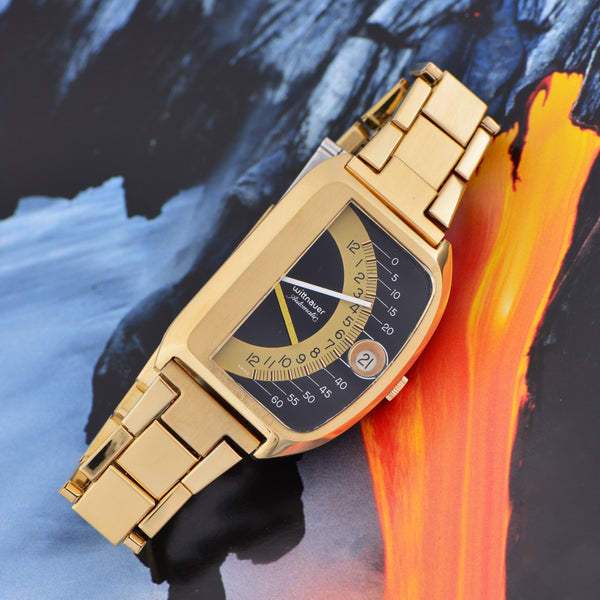 Wittnauer Futurama Black Dial & Original Bracelet Watch | Unwind