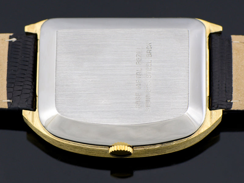 Wittnauer Futurama Black Dial Case Back Vintage Watch