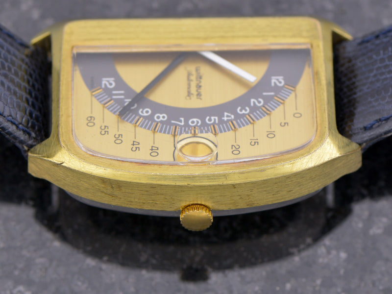 Wittnauer Futurama Gold Dial Watch With Box
