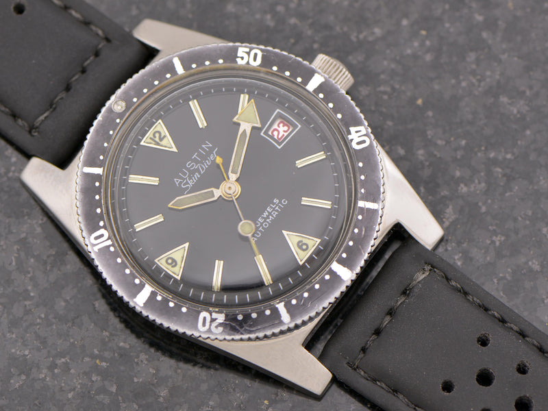 Austin Automatic Skin Diver With Unique Countdown Bezel from Unwind In Time 